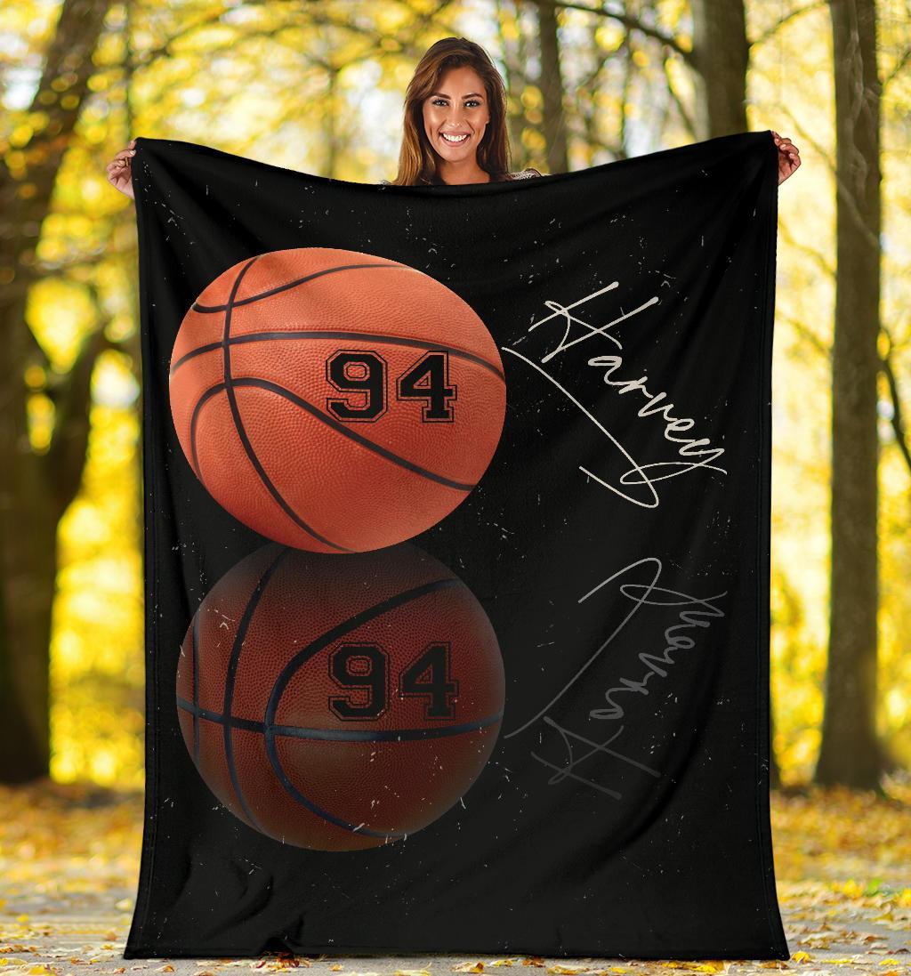 litzzy Personalized Sport Reflection Fleece Blanket - Lath1611201 Quilt Blanket   
