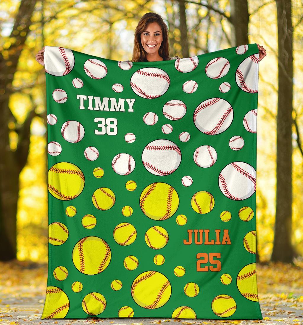 litzzy Personalized Baseball Softball Balls Fleece Blankets - Tlnb1311201Ki Quilt Blanket GREEN 50 X 60 