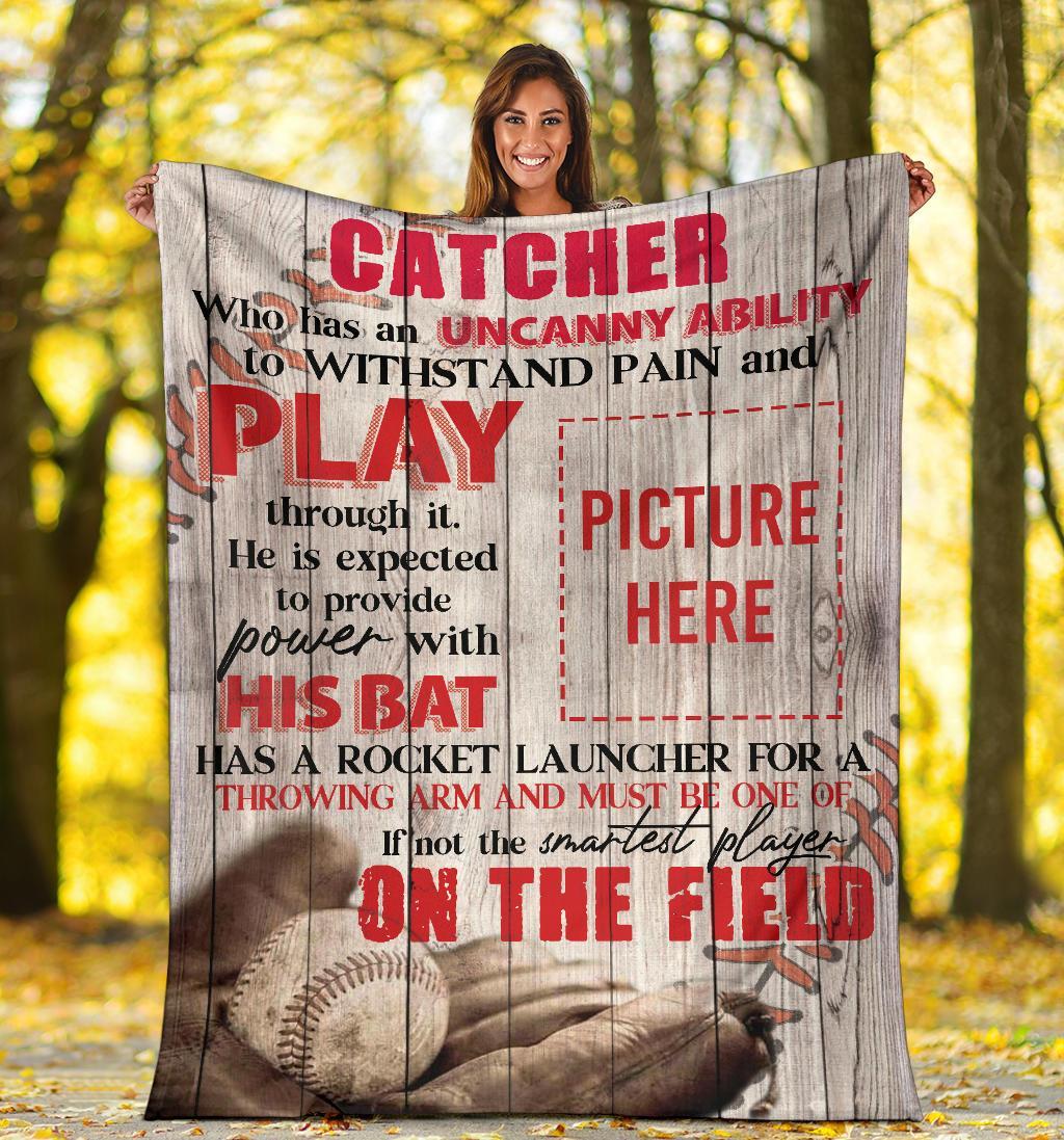 litzzy Personalized Baseball Catcher On The Field Fleece Blanket - Tlnh0312202 Quilt Blanket   