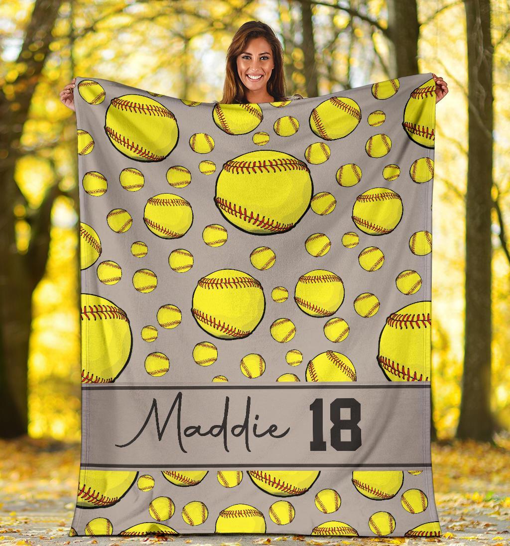 litzzy Personalized Softball Balls Fleece Blanket - Tltm1411201 Quilt Blanket GRAY 60 X 80 