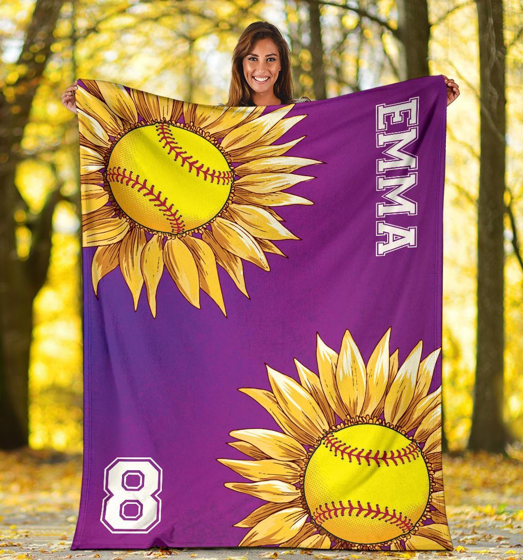 litzzy Personalized Softball Sunflower Fleece Blanket - Laci2411202 Quilt Blanket   
