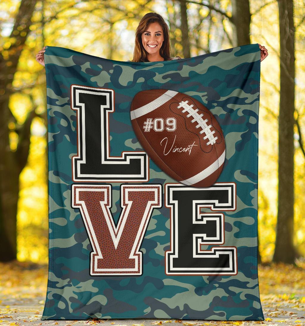 litzzy Personalized Love Football Fleece Blanket - Lath2411204 Quilt Blanket   
