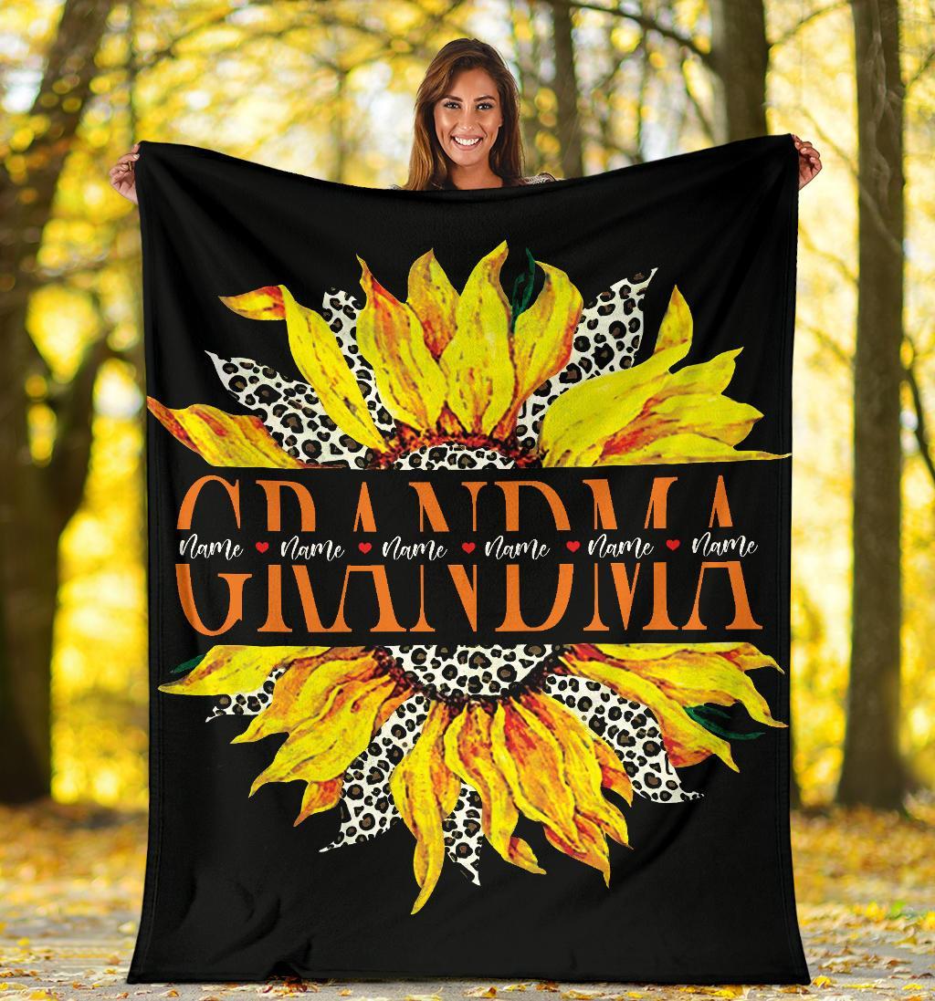 litzzy Personalized Sunflower Grandma Fleece Blanket - Tlty0212201 Quilt Blanket   
