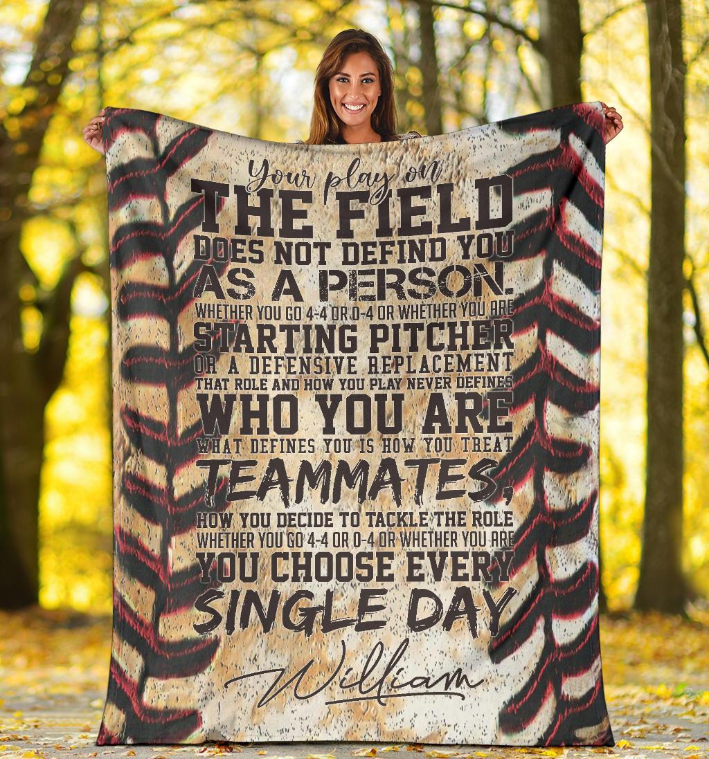 litzzy Personalized Your Play On The Field Fleece Blanket - Km091120 Quilt Blanket   