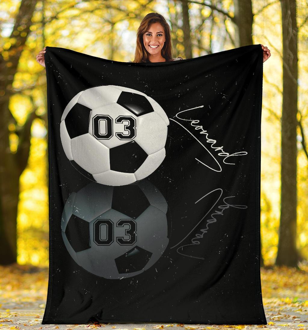 litzzy Personalized Sport Reflection Fleece Blanket - Lath1611201 Quilt Blanket   
