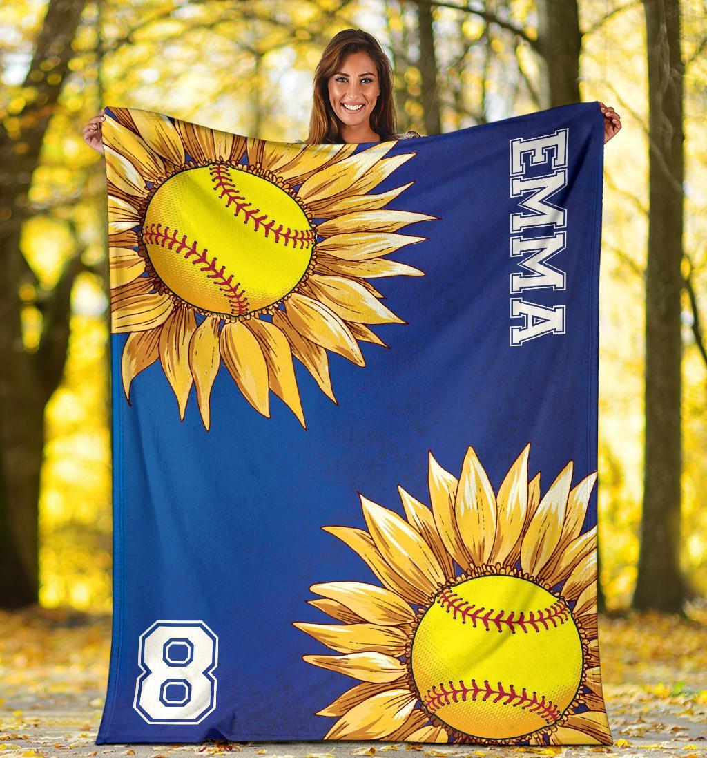 litzzy Personalized Softball Sunflower Fleece Blanket - Laci2411202 Quilt Blanket DARK BLUE 50 X 60 