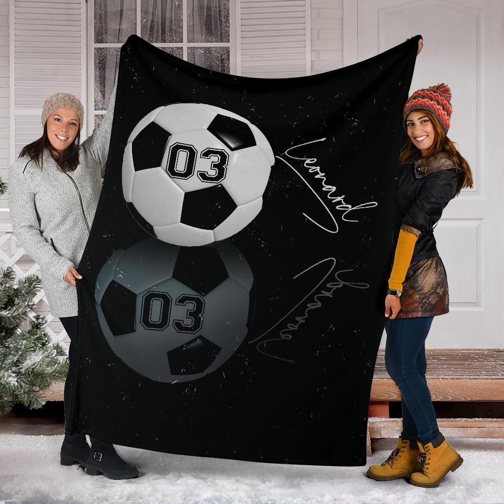 litzzy Personalized Sport Reflection Fleece Blanket - Lath1611201 Quilt Blanket   