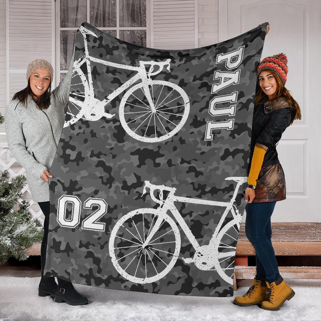 litzzy Personalized Cycling Camo Fleece Blanket - Lath1911203 Quilt Blanket BLACK 60 X 80 