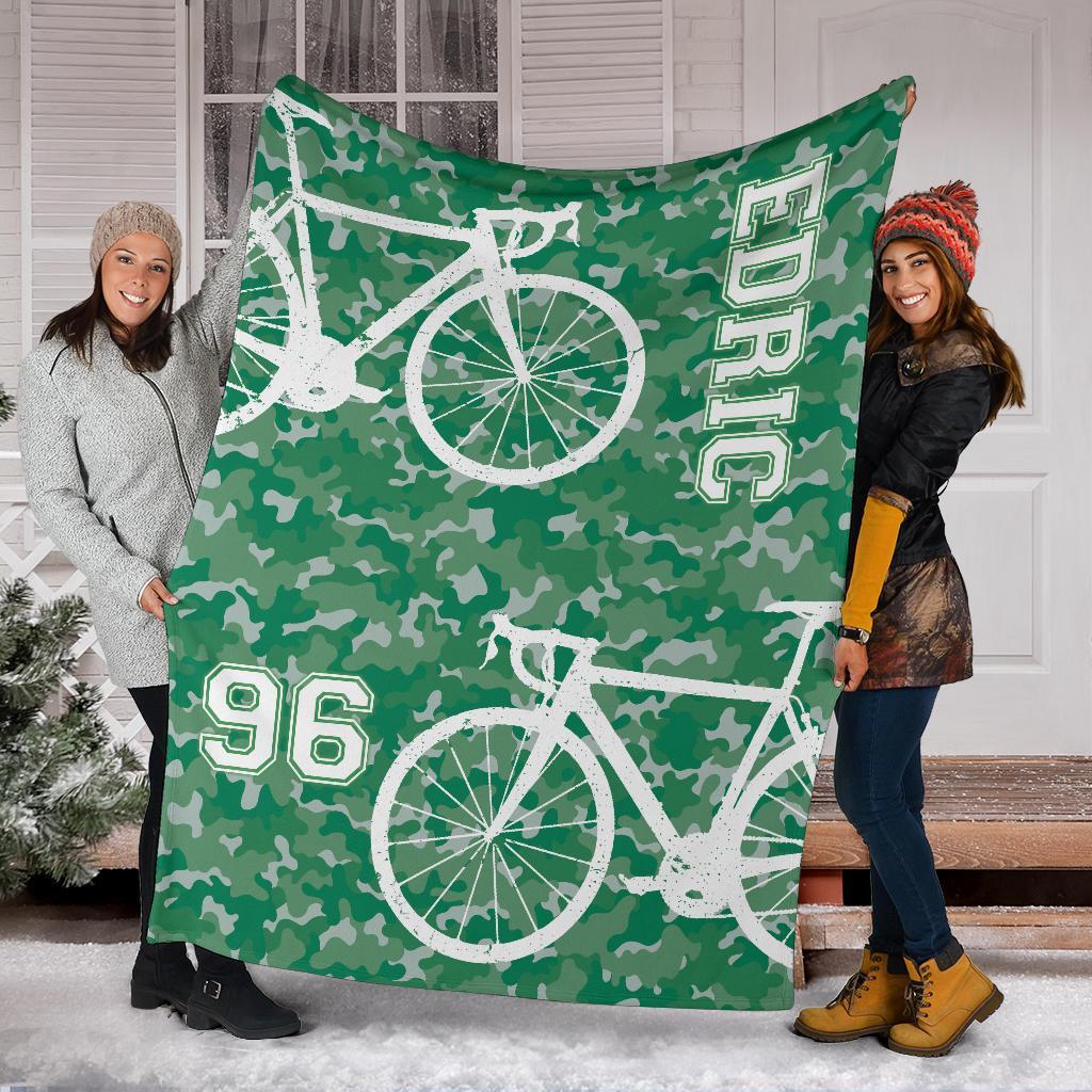 litzzy Personalized Cycling Camo Fleece Blanket - Lath1911203 Quilt Blanket GREEN 50 X 60 