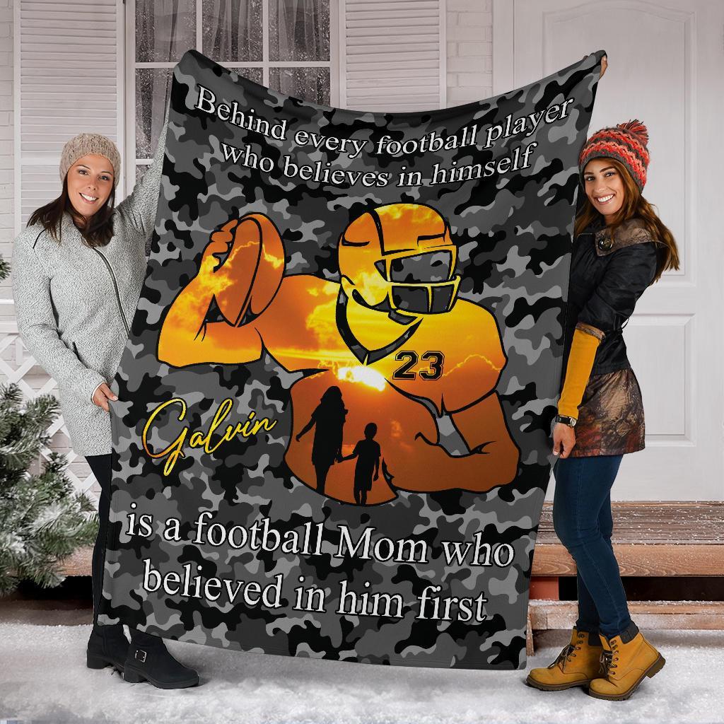 litzzy Personalized Football Player Fleece Blanket - Lath2411203 Quilt Blanket BLACK 60 X 80 