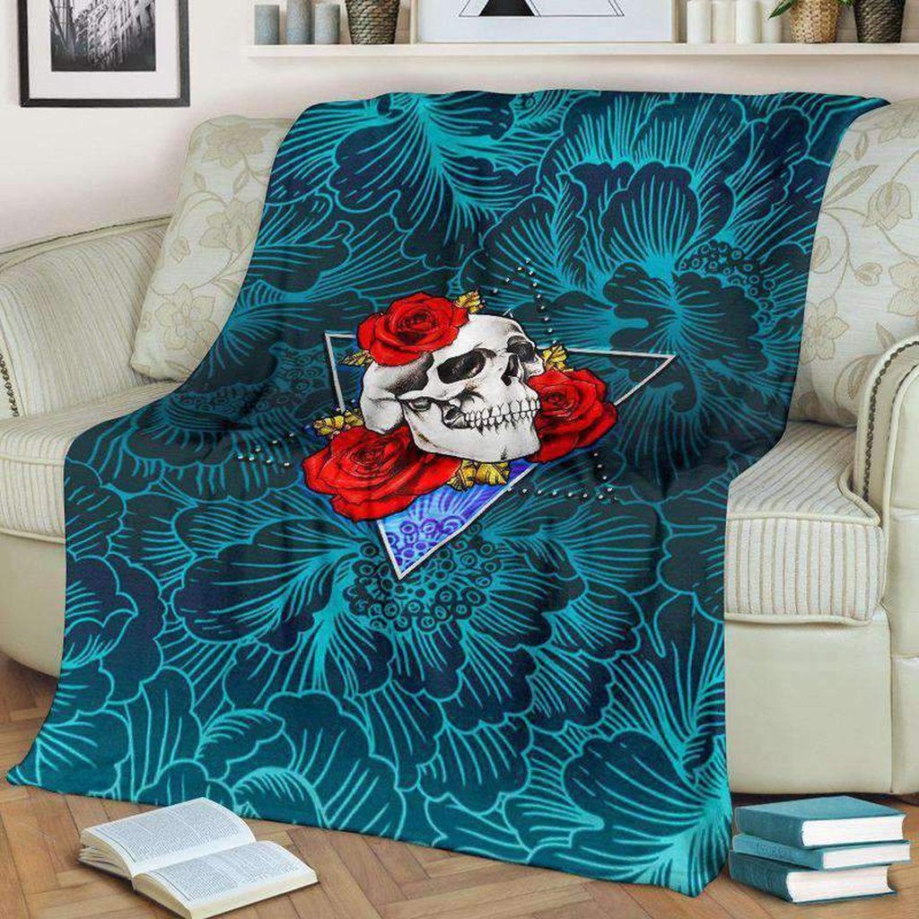 litzzy Triangle Skull Fleece Blanket Fleece Blanket   