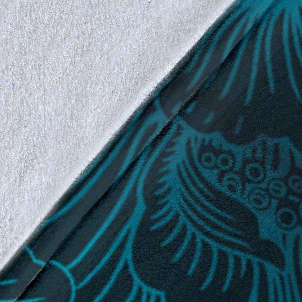 litzzy Triangle Skull Fleece Blanket Fleece Blanket   